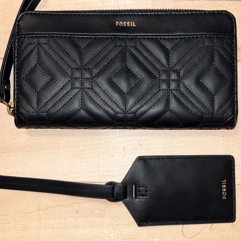 Fossil Wallet & Luggage Tag Set